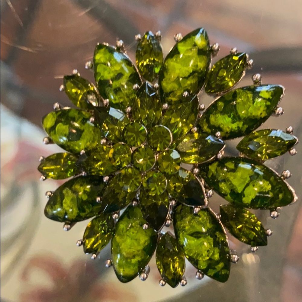 Green brooch
